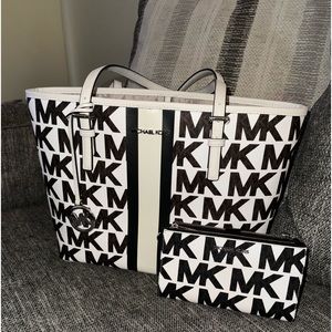 Michael Kors Tote bag and Wallet